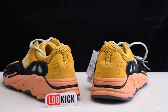 ADIDAS RUNNER YEEZY 700 NEW COLORWAY SUN WAVE BOOST GZ6984 YELLOW 0906